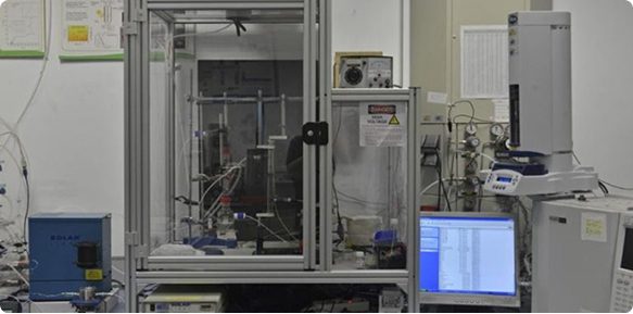 Energy storage and electrochemical research laboratory